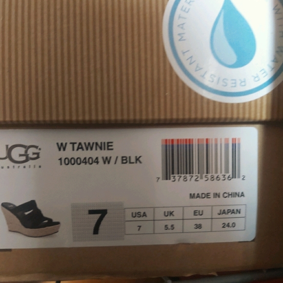 UGG Tawnie Wedges BNIB - Picture 3 of 3